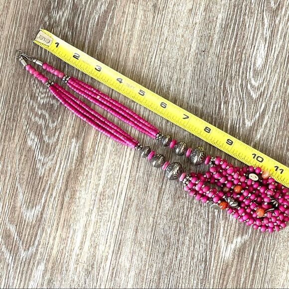 Silver tone pink beaded with carnelian 6 strand statement necklace - Picture 4 of 15